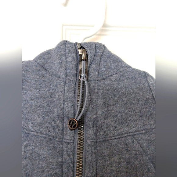 Lululemon Scuba Zip Hoodie (Dusky Blue, Size 6) - Picture 3 of 4